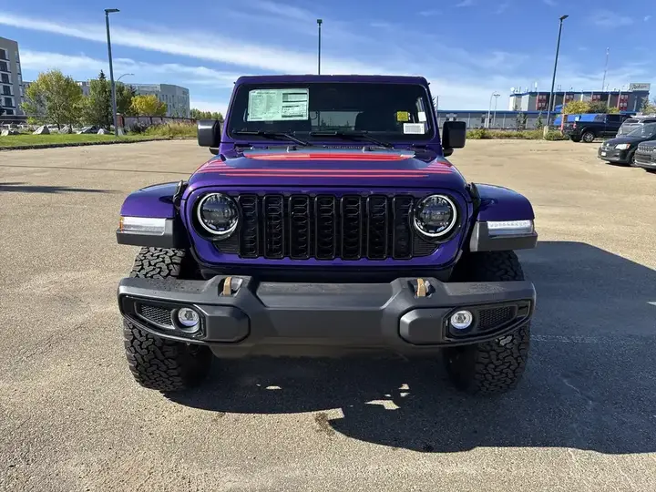 Jeep Wrangler 2026 photo 2
