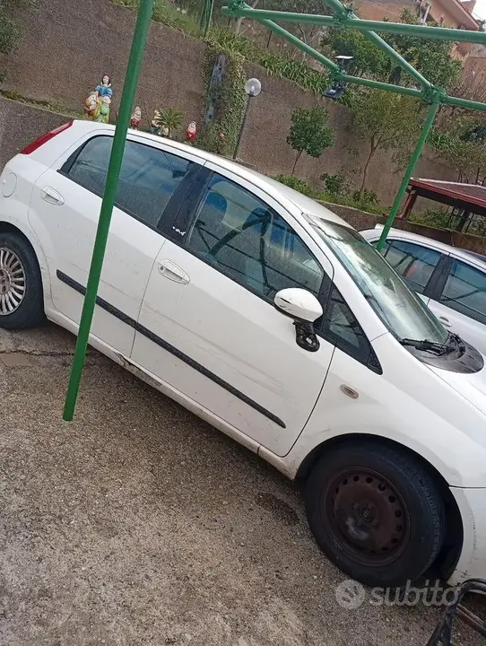 Fiat Grande Punto 2006 photo 5