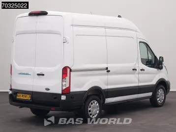 Ford E-Transit 2023 photo 2