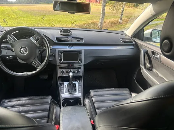 Volkswagen Passat 2013 photo 5