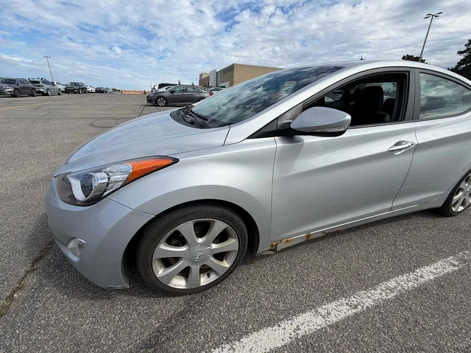Hyundai Elantra 2013 photo 3