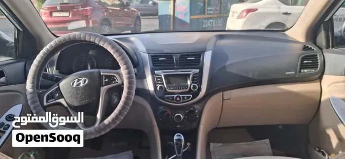 Hyundai Accent 2018 photo 4