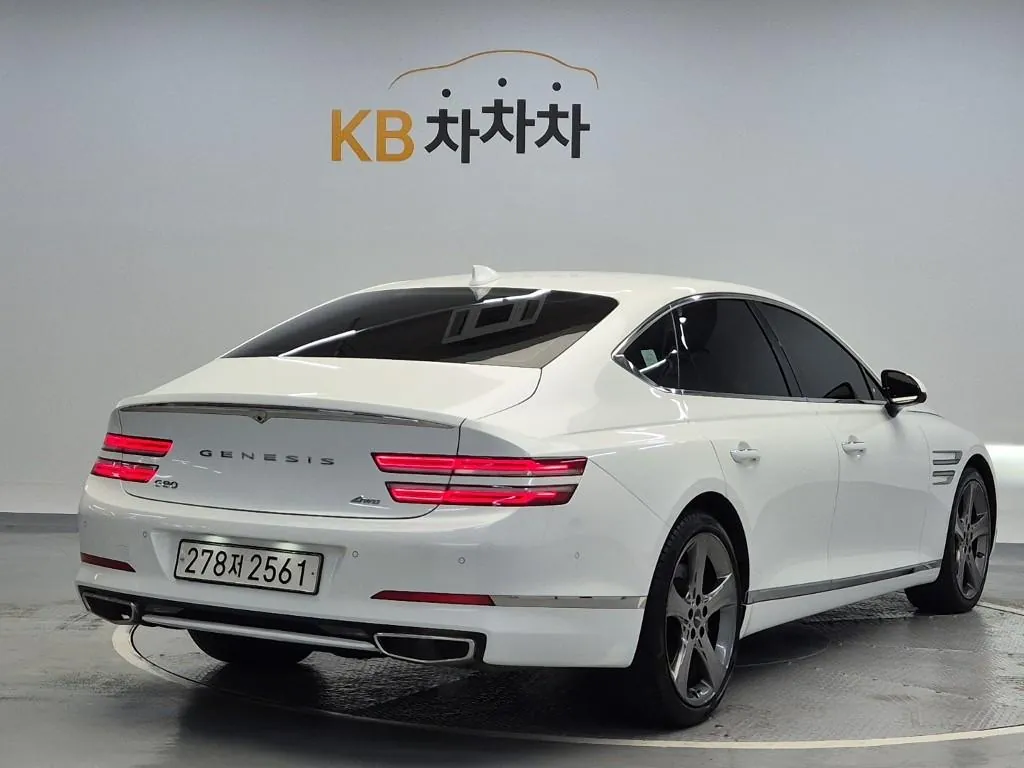 Genesis G80 2022 photo 3