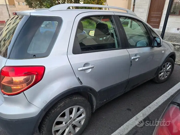 Fiat Sedici 2010 photo 2