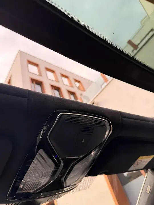 BMW 7 Series 2019 photo 3