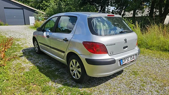 Peugeot 307 2003 photo 4