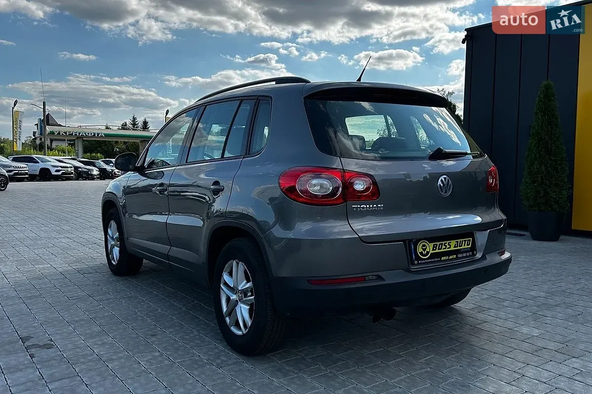 Volkswagen Tiguan 2010 photo 5