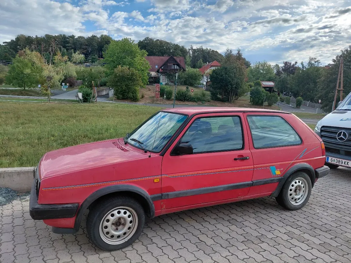 Volkswagen Golf 1992 photo 2