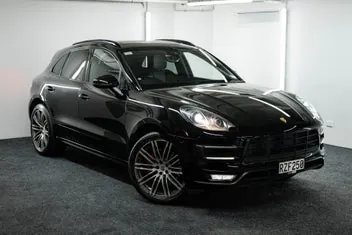 Porsche Macan 2017 photo 2