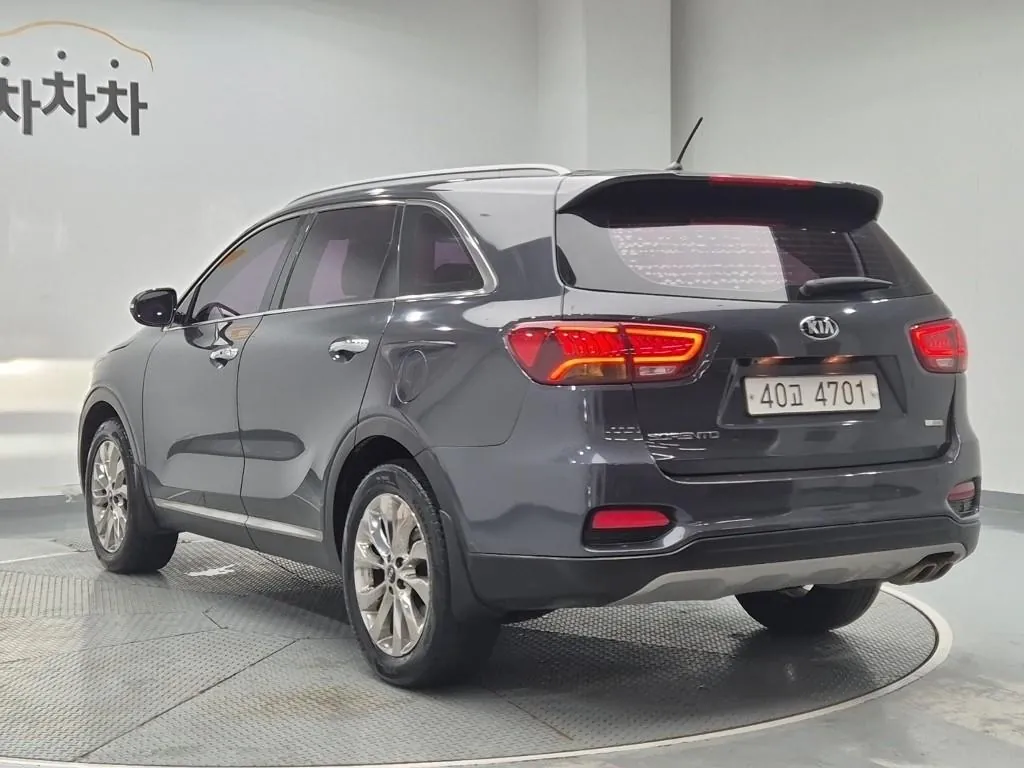 Kia Sorento 2018 photo 2
