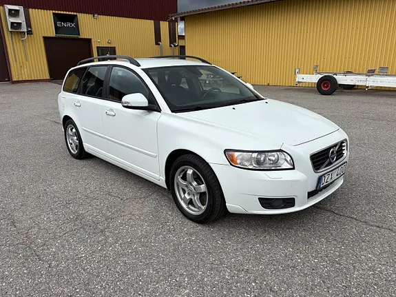 Volvo V50 2011 photo 5