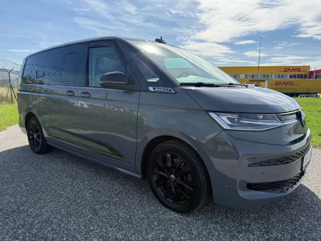 Volkswagen T7 Multivan 2024 photo 3