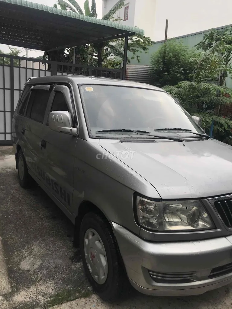 Mitsubishi Jolie 2003 photo 3