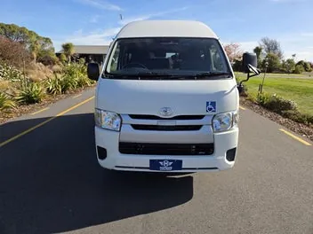 Toyota Hiace 2020 photo 3