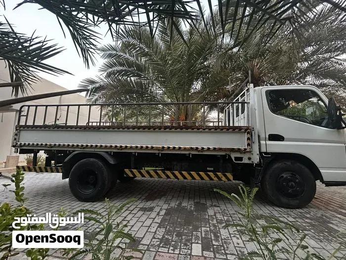 Mitsubishi Canter 2005 photo 4