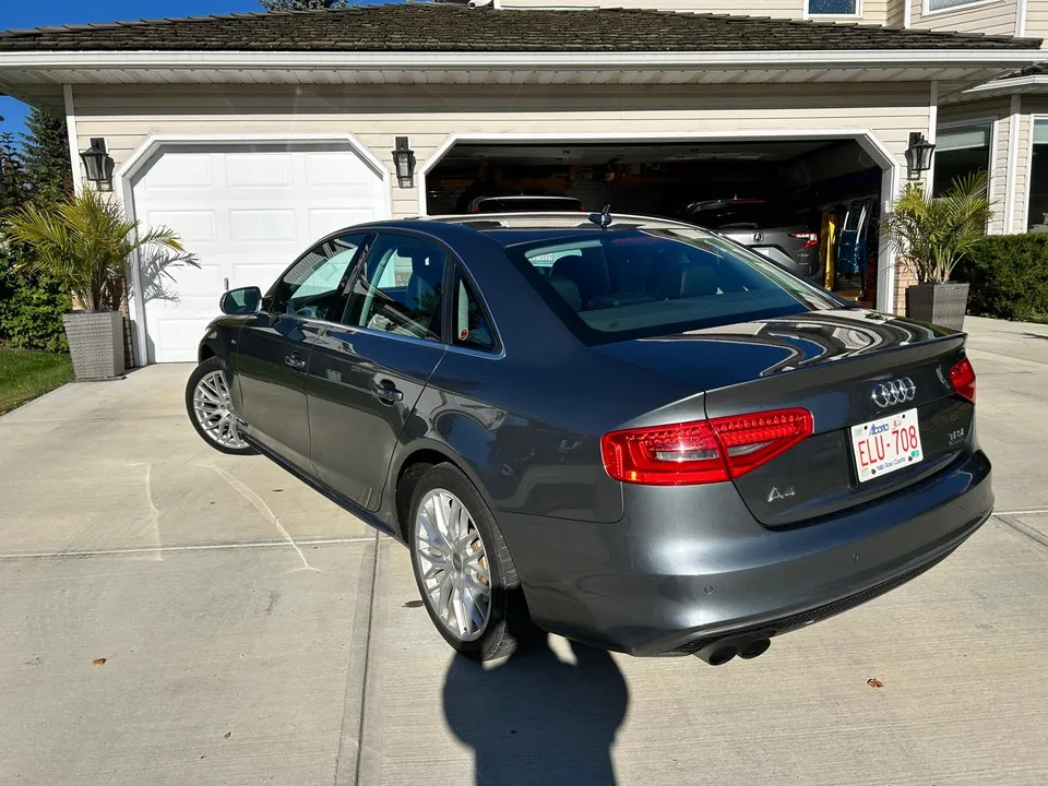 Audi A4 2015 photo 4