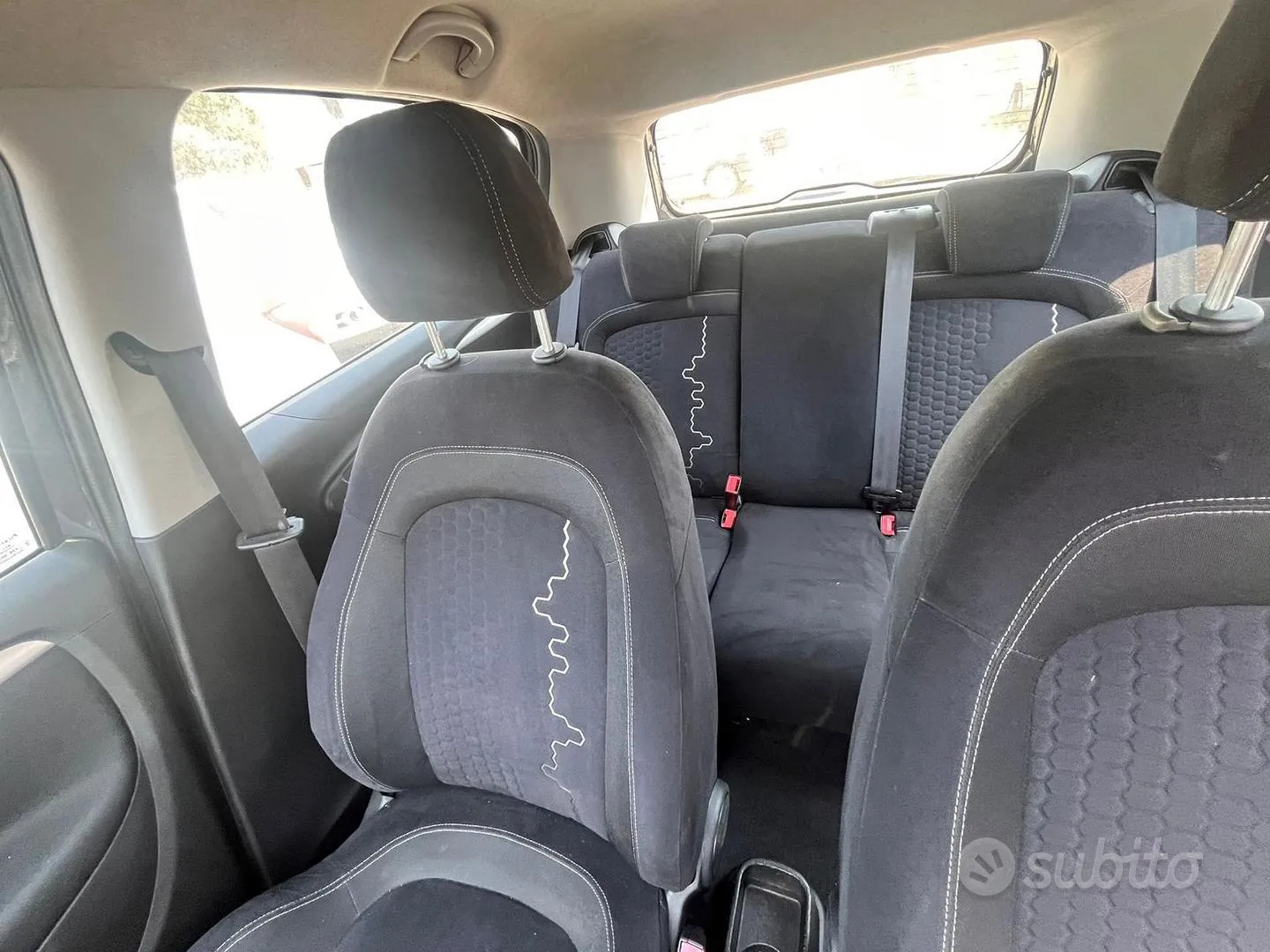 Fiat Punto 2013 photo 4