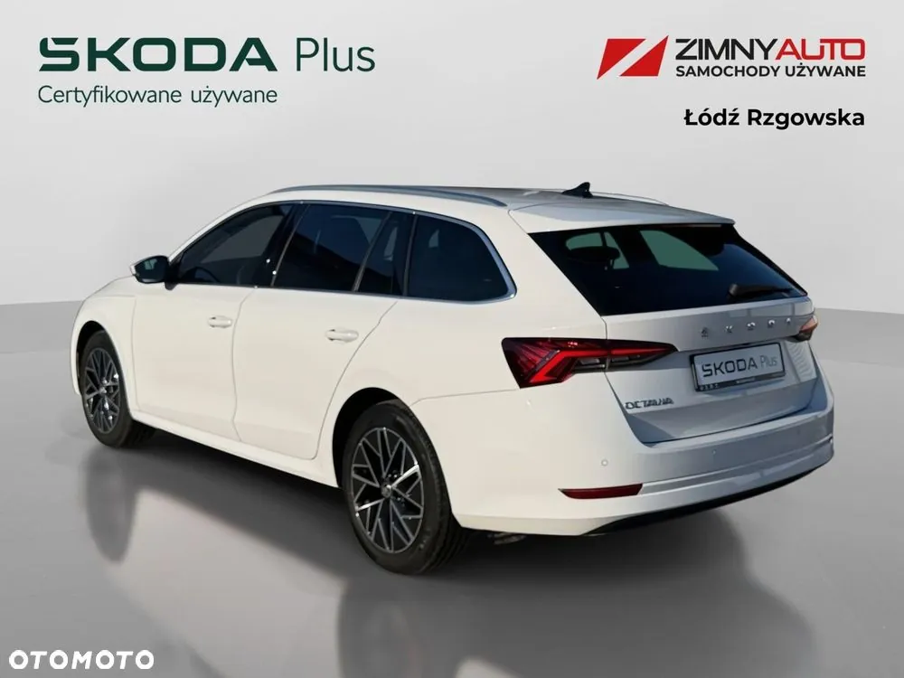 Skoda Octavia 2023 photo 2