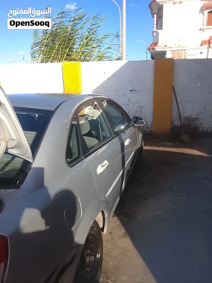 Chevrolet Optra 2004 photo 3