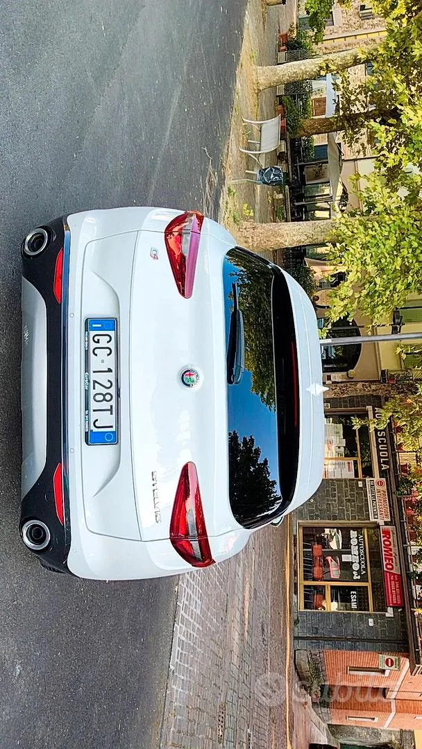 Alfa Romeo Stelvio 2020 photo 2