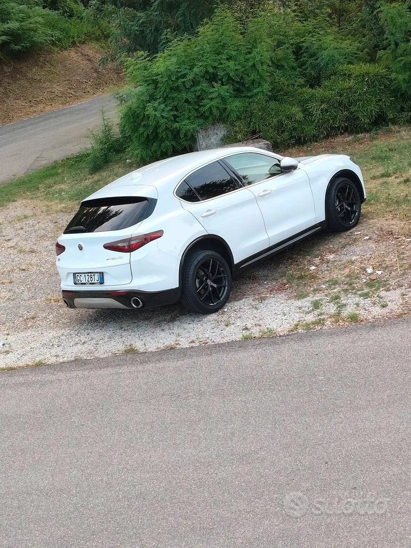 Alfa Romeo Stelvio 2020 photo 4