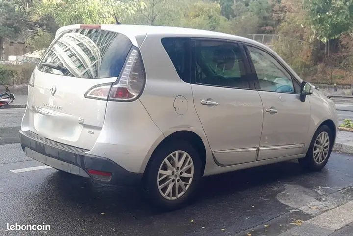 Renault Scenic 2015 photo 3