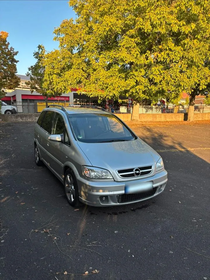 Opel Zafira A