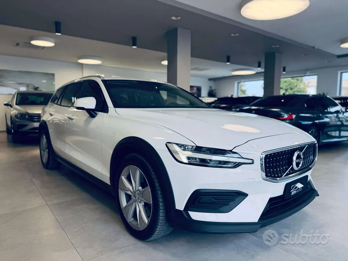 Volvo V60 2019 photo 3