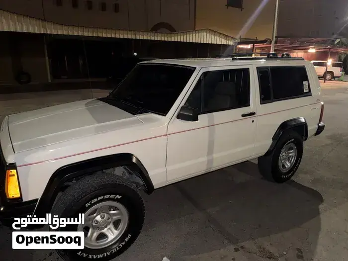 Jeep Cherokee 1990 photo 2