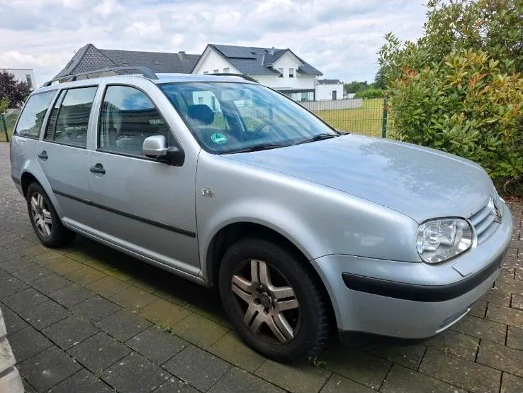 Volkswagen Golf 4