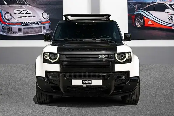 Land Rover Defender 110 2023 photo 4