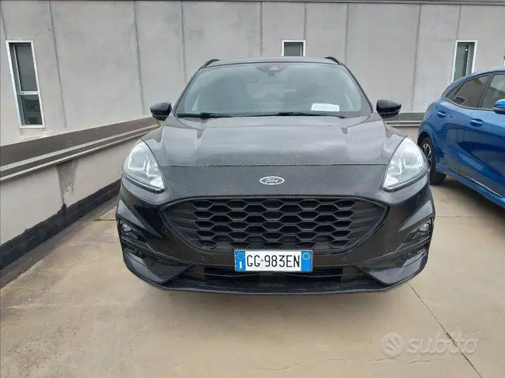 Ford Kuga 2022 photo 2