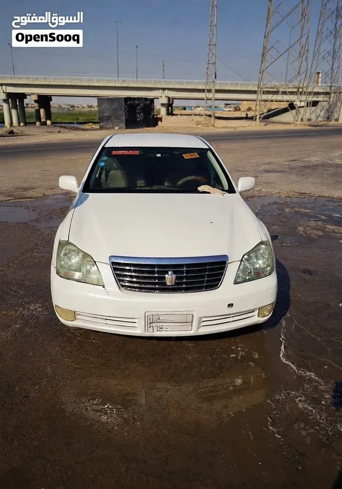 Toyota Crown 2003 photo 5