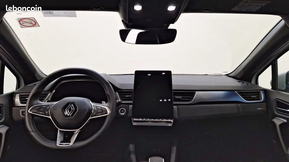 Renault Captur 2024 photo 3