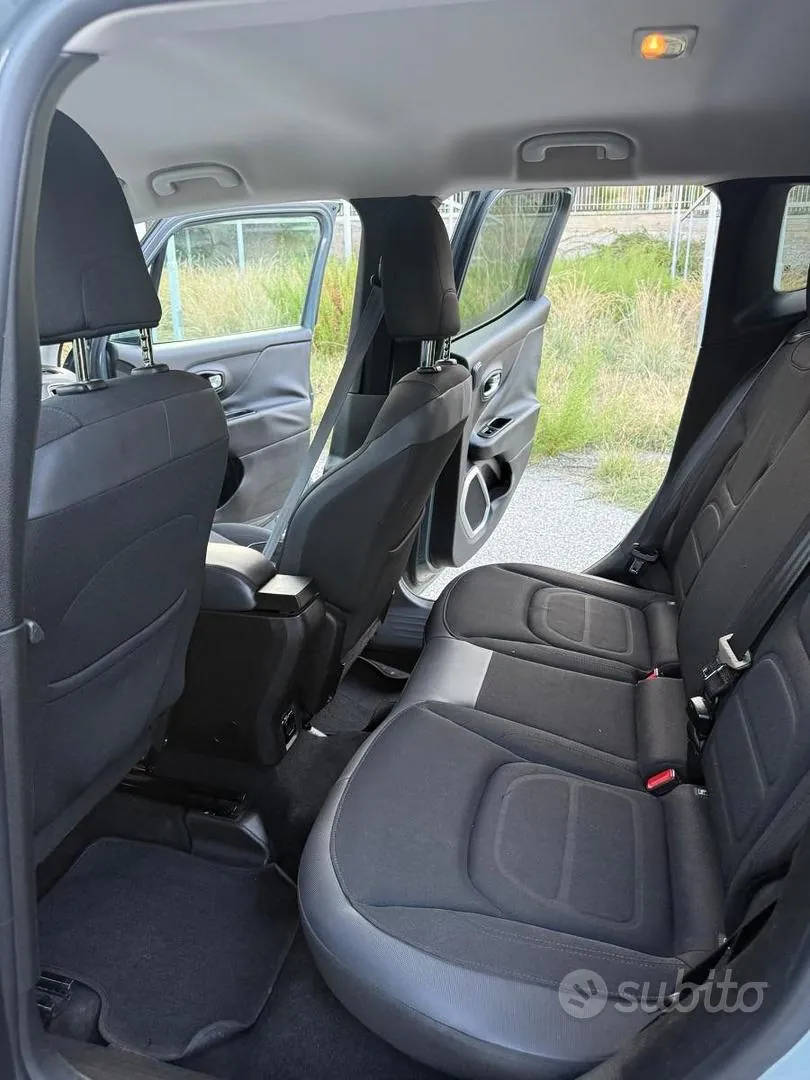 Jeep Renegade 2016 photo 5