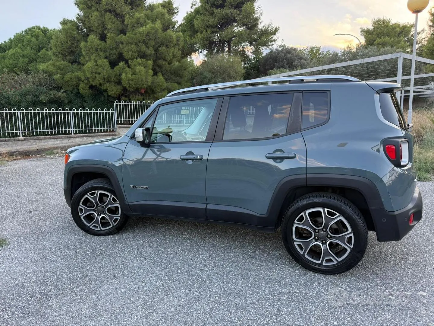 Jeep Renegade 2016 photo 3