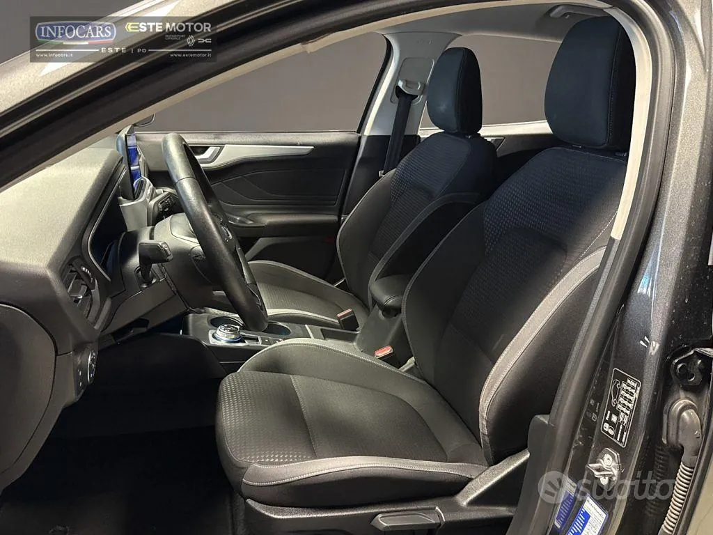 Ford Focus 2021 photo 5