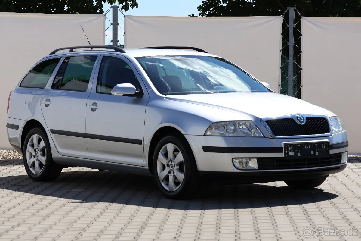 Skoda Octavia 2009 photo 2