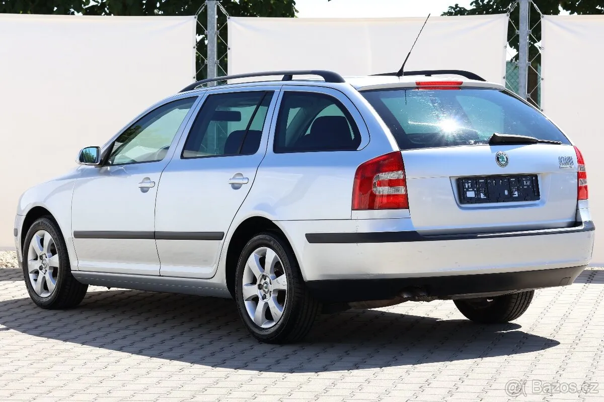 Skoda Octavia 2009 photo 3