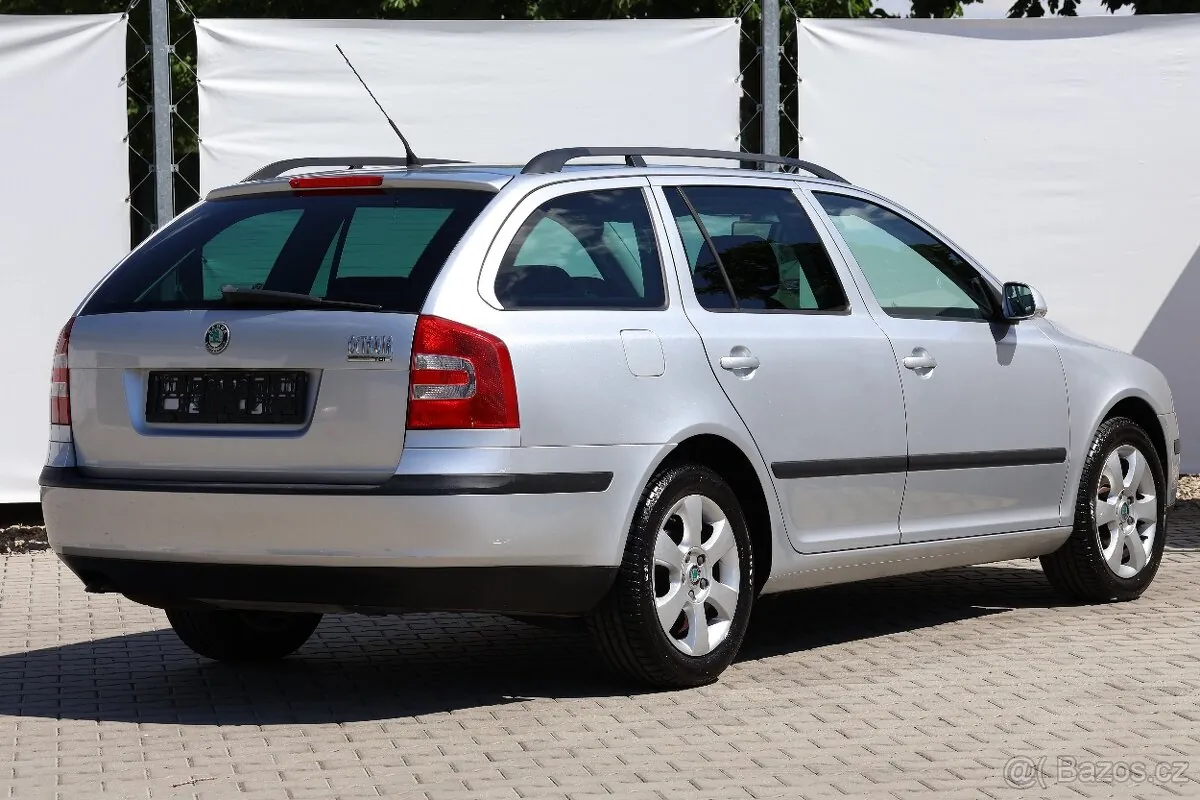Skoda Octavia 2009 photo 4