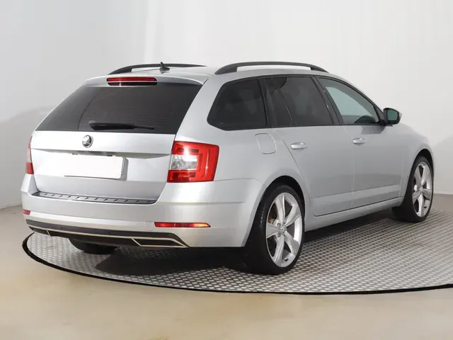Skoda Octavia 2018 photo 4