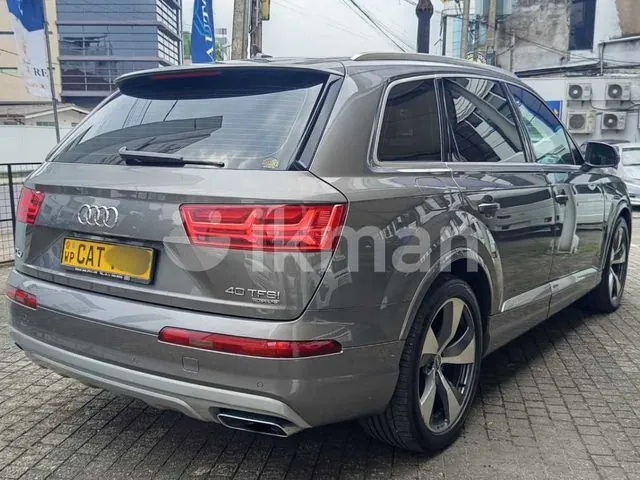 Audi Q7 2016 photo 4