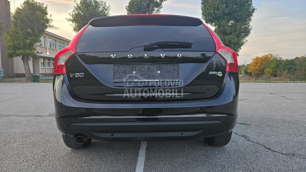 Volvo V60 2011 photo 3