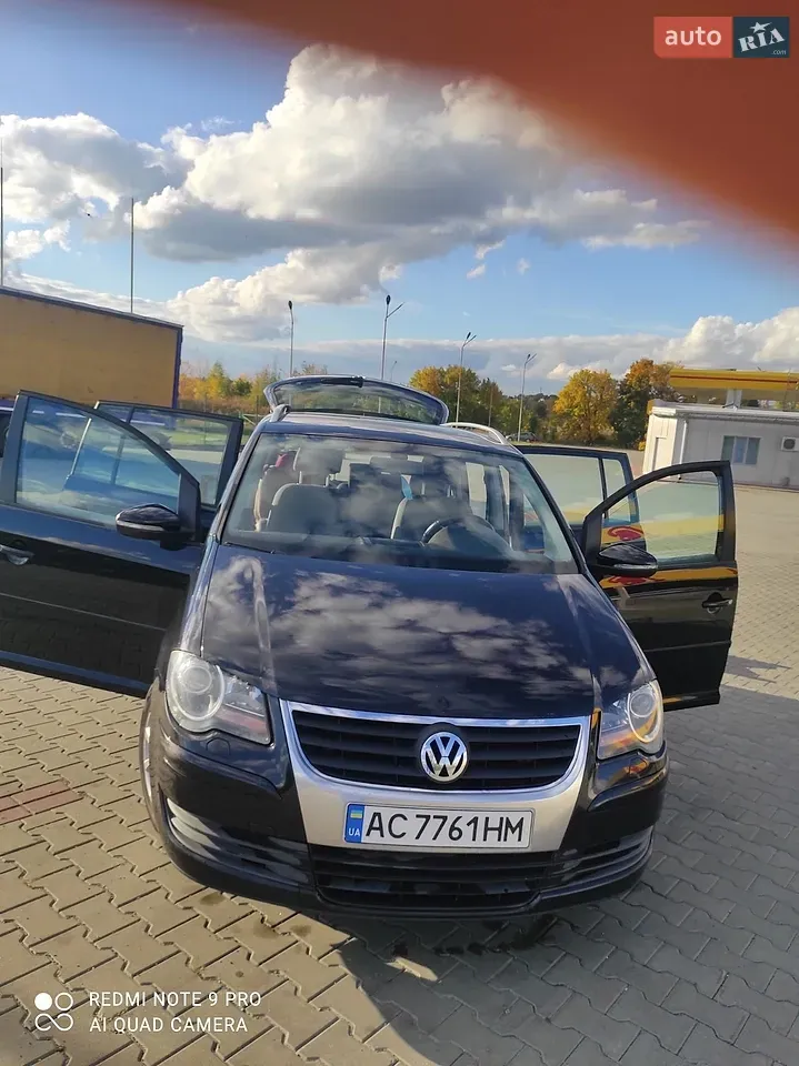 Volkswagen Touran