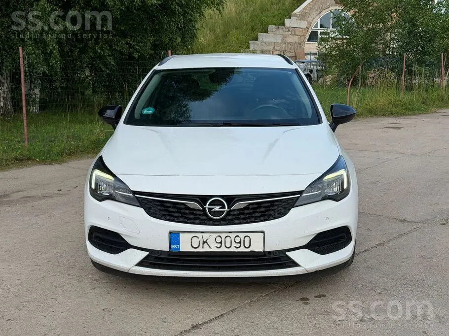 Opel Astra 2021 photo 2
