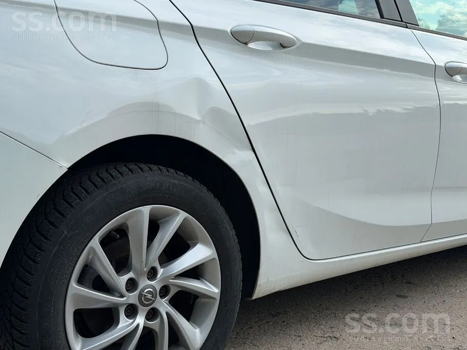 Opel Astra 2021 photo 5