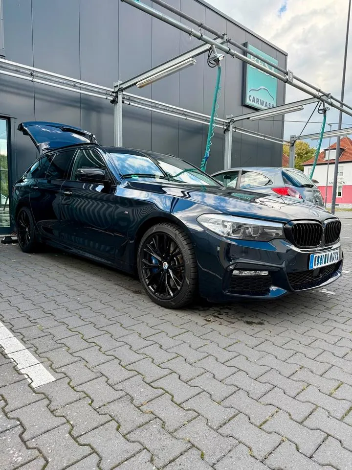 BMW 540I