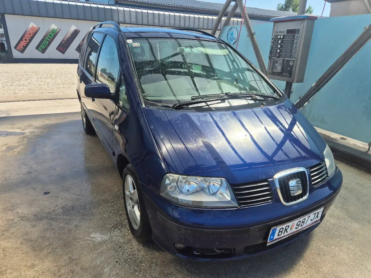 Seat Alhambra 2002 photo 3
