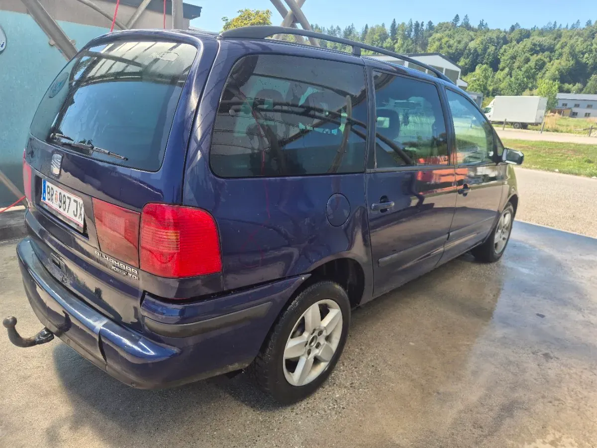 Seat Alhambra 2002 photo 2