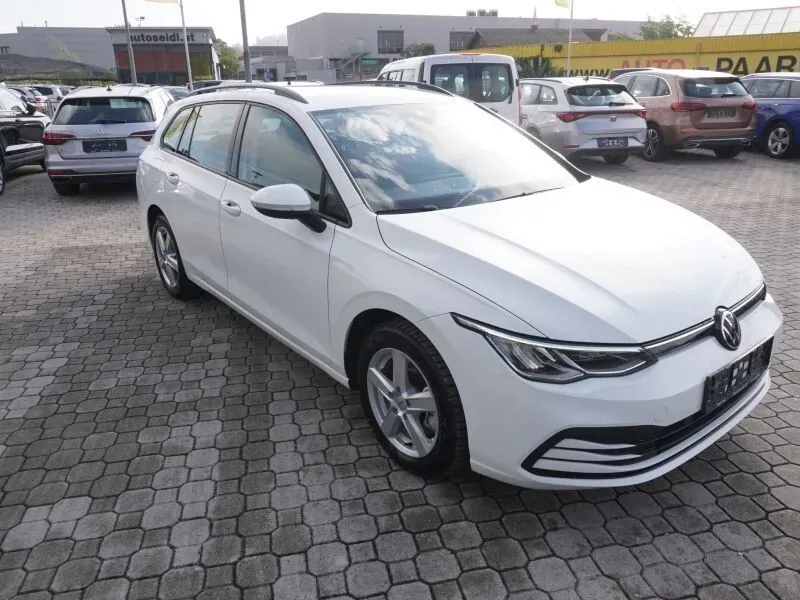 Volkswagen Golf 2022 photo 3